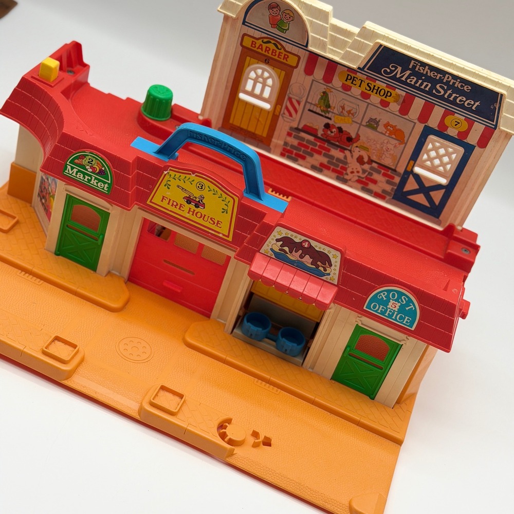 Vintage 1986 Fisher-Price Main Street Playset 2500 Town Fire House Market Toy